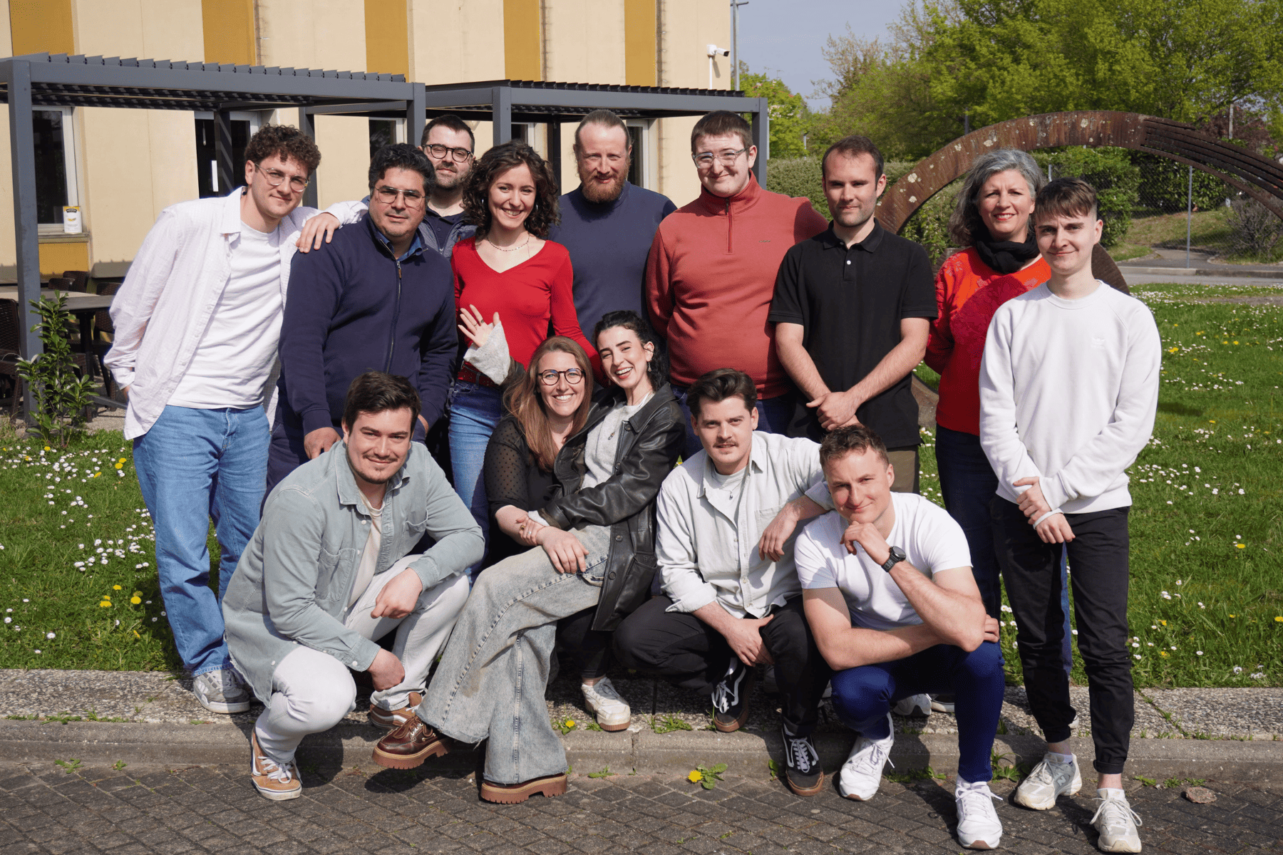 Bienvenue sur Bavard’Âges ! Le média qui parle à toutes les générations